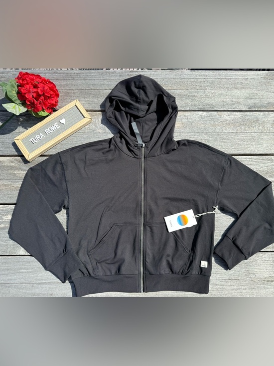Vuori Tops - Vuori Halo Modern Full Zip Hoodie True Black Size XS NWT 🖤✨